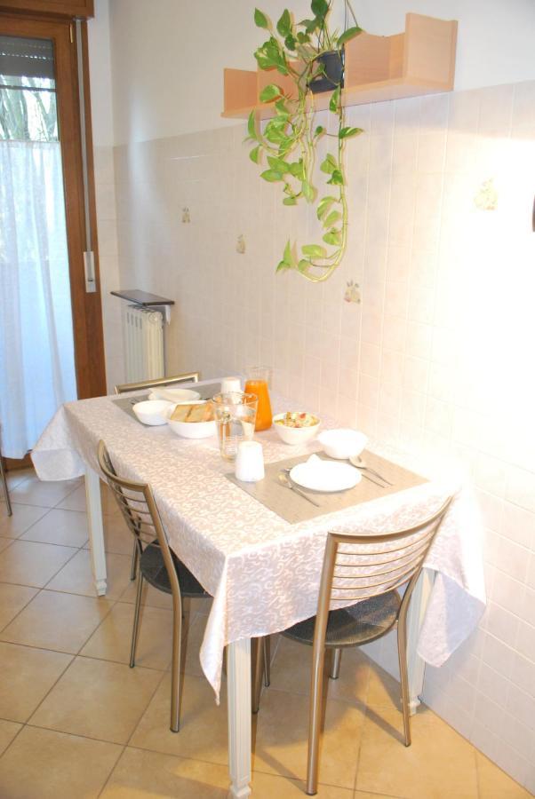 Salix Apartment Падуа Екстериор снимка